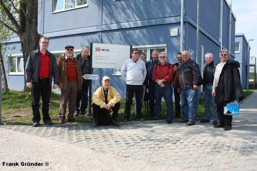 Gruppenbild des AK vor DB Netze